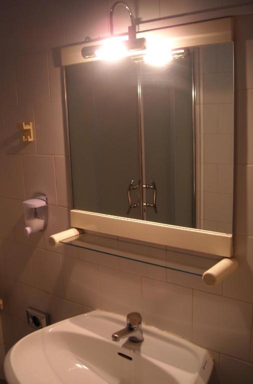 Hotel New Baby Казерта Номер фото