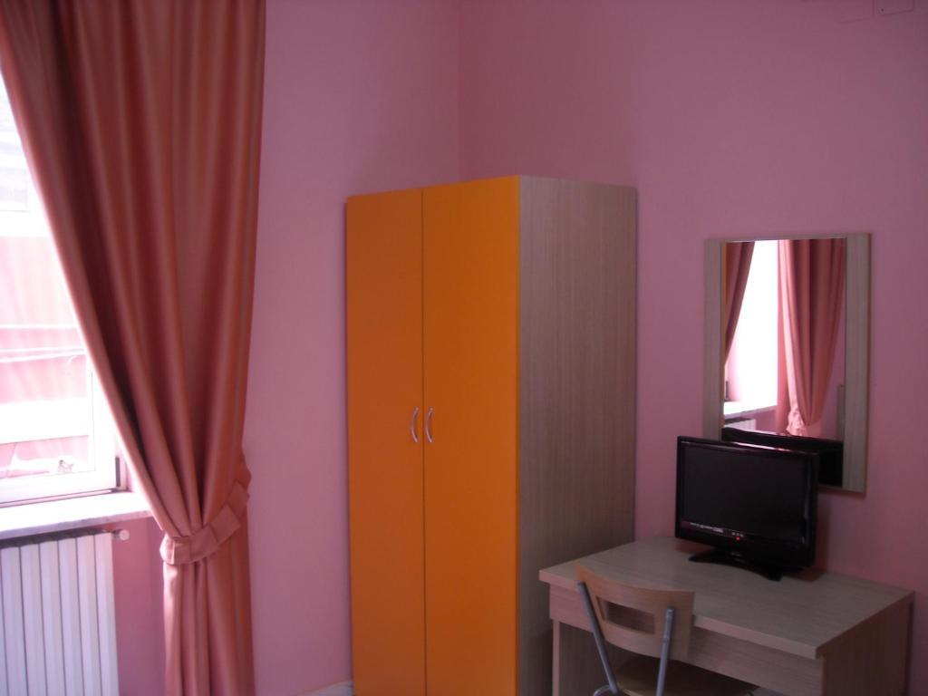 Hotel New Baby Казерта Номер фото