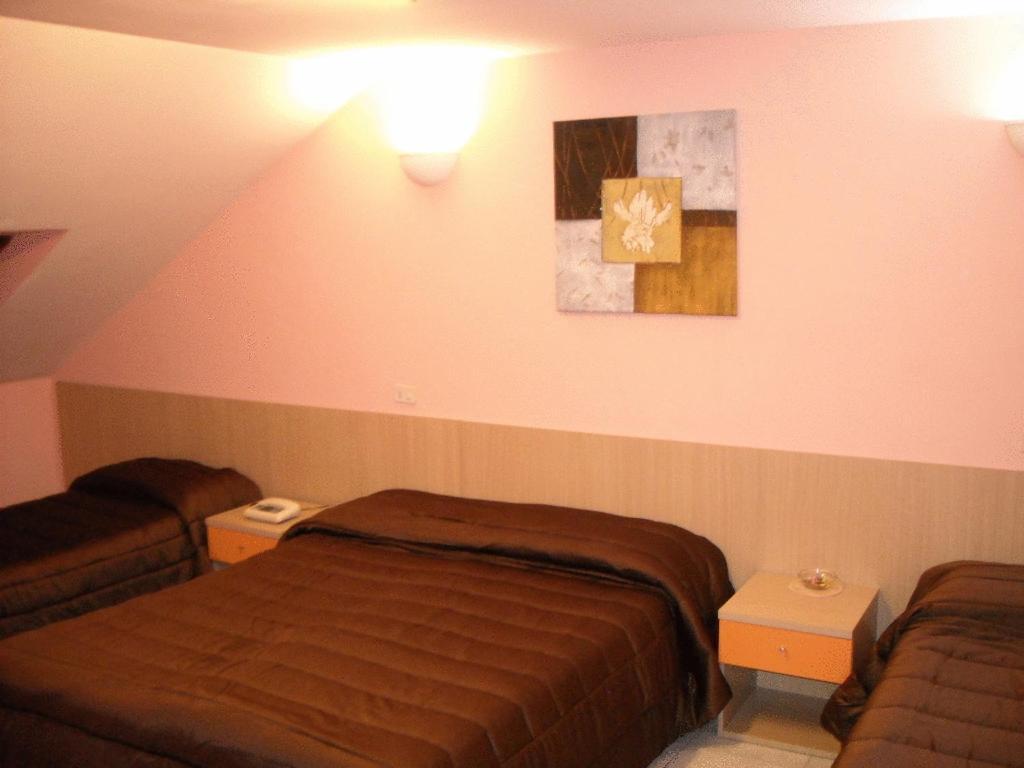 Hotel New Baby Казерта Экстерьер фото